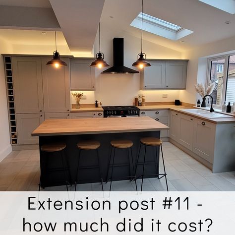 Flat Roof Kitchen Extension Open Plan, New Build Kitchen Extension, Small Rear Kitchen Extension, Kitchen Diner Sofa Layout, Long Kitchen Diner Family Room, 3.5m Wide Kitchen, Kitchen Diner Extension Small Uk, 5m X 5m Kitchen Layout, Open Kitchen Diner