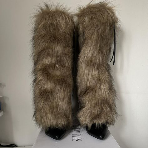 Y2K fur leg warmers *just the leg warmers! it... - Depop Faux Fur Leg Warmers, Fur Leg Warmers, Green Fur, Fashion Drawings, Y2k Accessories, Brown Fur, Aesthetic Shoes, Fur Boots, Dream Clothes