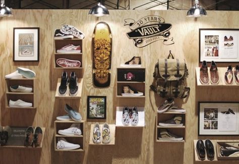 Material Display, Shoe Store Design, Vans Vault, Boutique Display, Vans Store, Retail Inspiration, Store Layout, Skateboard Shop, Retail Merchandising