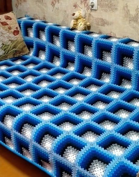 Free crochet 3D blanket pattern – marifu6a Modern Haken, Crochet Blanket Diy, Crochet Blanket Stitch Pattern, Crocheted Blankets, Granny Square Crochet Patterns Free, Crochet Bedspread Pattern, Crochet Stitches For Blankets, Easy Crochet Blanket, Crochet Blanket Designs