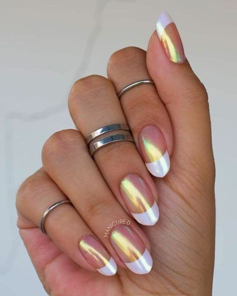 Chrome French, Shiny Nails Designs, Pink Chrome Nails, Manicure Designs, Chrome Nail Art, Space Nails, Chrome Nails Designs, Chrome Powder, Shiny Nails