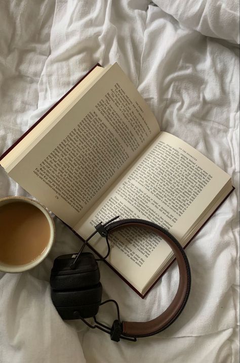 Reading Motivation, Coffee Music, Academic Motivation, Studying Inspo, A Cup Of Coffee, Study Inspiration, Coffee And Books, School Motivation, Autumn Aesthetic