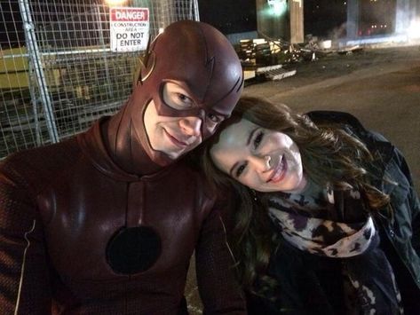 Fun photos and GIFs from different seasons of The Flash, behind the s… #fanfiction #Fanfiction #amreading #books #wattpad Flash And Arrow, Danielle Panabaker, Grant Gustin, The Flash, A Man, Flash, Twitter