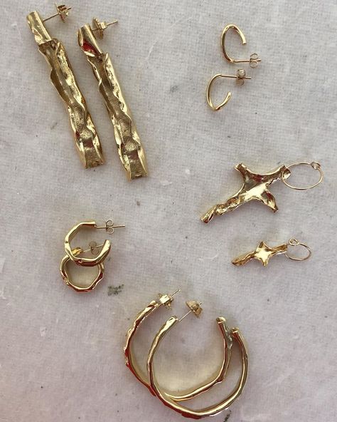 Linden Cook Jewellery on Instagram: “Getting prepared for our sale this week taking into consideration all the pieces you’ve told us you want to see 🖤 don’t forget to sign up…” Linden Cook Jewellery, August 20, Melbourne, Gold Bracelet, Sign Up, Hoop Earrings, Gold, On Instagram, Instagram