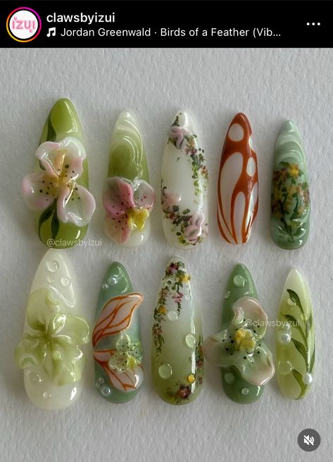 Floral Press On Nails, Nature Green Nails, Custom Press Ons, Nature Nail Art, Nail Inspo Green, 2025 Nails, Nail Art Green, Olive Nails, Garden Nails