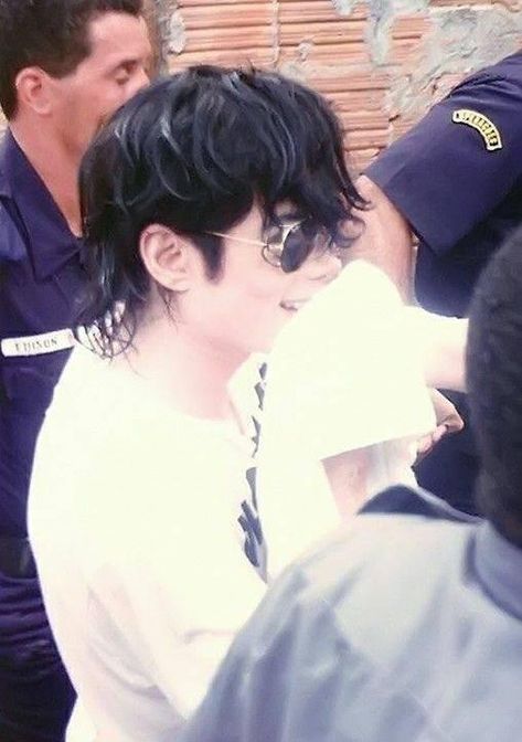 Michael Jackson Story, They Don't Care, Michael Jackson Dangerous, Michael Jackson Funny, Michael Jackson Wallpaper, Michael Jackson Rare, Photos Of Michael Jackson, Michael Jackson Art, Michael Jackson Smile