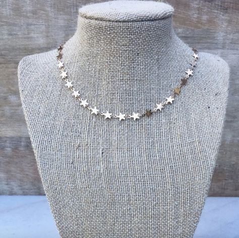 Shop Her Exact Star Choker Necklace Outer Banks Sarah Cameron, Outer Banks Sarah, Outer Banks Style, Sarah Cameron, Star Choker, Beachy Style, Netflix Show, Madelyn Cline, New Netflix