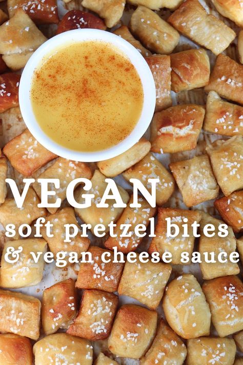 Vegan Pretzel Cheese Dip, Vegan Pretzel Dip, Vegan Junk Food Recipes, Vegan Pretzel Recipe, Pretzel Bites With Cheese Sauce, Vegan Appetizer Recipes, Sustainable Cooking, Appetizers Vegan, Vegan Apps