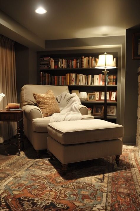 Inviting Basement Ideas, Make Basement Cozy, Family Room In Basement, Womens Cave Room Ideas, Aesthetic Basement Ideas, Spare Bedroom Library, Small Chill Room, Chill Basement, Basement Library Ideas