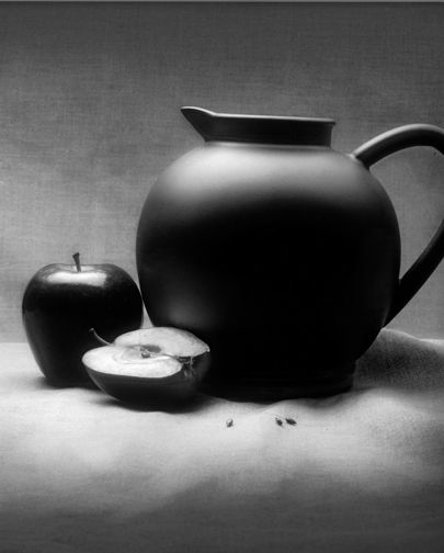 Pitcher and Apples Still Life Light And Shadow Still Life, White Still Life Photography, Still Life Black And White, Still Life Pencil, Charcoal Still Life, Black And White Still Life, Still Life Pencil Shading, White Still Life, Still Life Kitchen