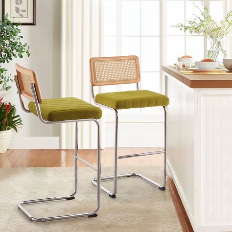 This mid-century elegant barstool combines a rattan backrest with velvet upholstered seat, perfect for retro and modern style. The seat upholstered in premium velvet fabric features high-density sponge to add its excellent comfort. Silver Bar Stools, Modern Kitchen Stools, Rattan Counter Stools, Mid Century Modern Bar, Rattan Bar Stools, Kitchen Stool, Mid Century Modern Kitchen, Counter Bar, Mid Century Modern Chair