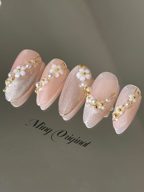 Pastel White Flower Pink Cat Eye With Pearl Press on Nails, Chrome Fake Nails, Gel Nails, Jelly Nails, Jewel Nail - Etsy Gel Nails Jelly, Nails Jelly, Pastel White, Nails Chrome, Korean Nail Art, Nails Gel Nails, Elegant Nail Designs, Nail Jewels, Korean Nails