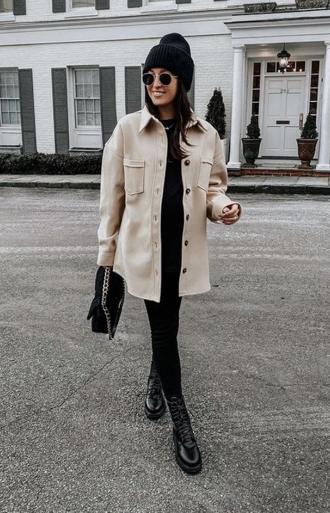 Outfits For Work Winter, Work Winter Outfits, Outfits Ideas Winter, Shacket Outfit Women, Outfits Aesthetic Winter, Winter Outfit Aesthetic, Aesthetic Winter Outfit, Boho Winter Outfits, Shacket Outfit