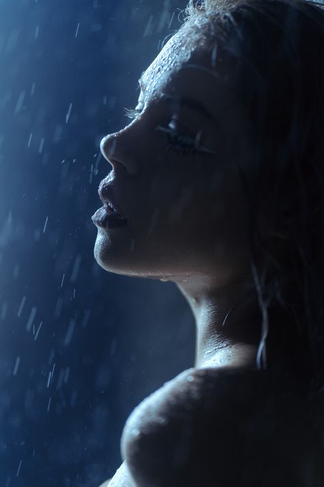 I feel the raindrops on my skin on Behance Rain Fashion Shoot, Thunderstorm Pictures, Tattoo Photoshoot, Rainy Photos, Rainy Day Photography, Girl In Rain, Rain Fashion, Rain Photo, Under The Rain