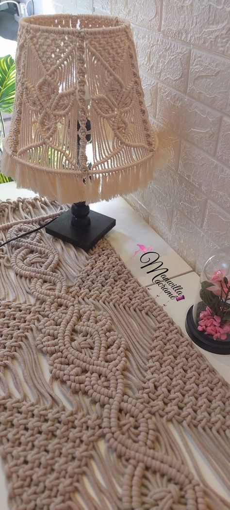 Macrame Table Lamp, Macrame Rug, Boho Artwork, Macrame Table, Macrame Table Runner, String Art Diy, Macrame Patterns Tutorials, Macrame Ideas, Lace Doilies