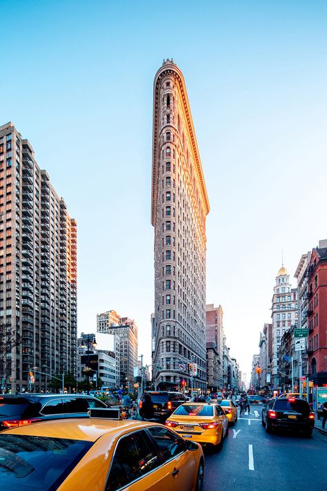 Nyc Sightseeing, Germany Landscape, New York Strip Steak, Nyc Attractions, New York Taxi, Dream Cars Bmw, Flatiron Building, New York Poster, New York Pictures