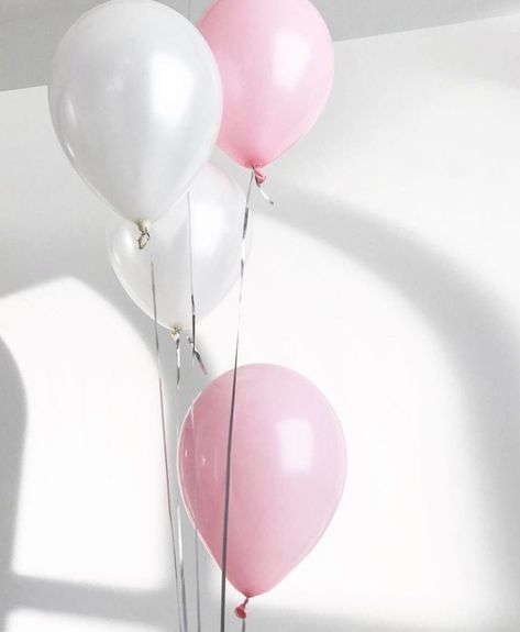 Light Pink Balloons, Pink Balloons, Believe In Magic, The Balloon, Color Photography, Pink And White, All The Colors, Boho Fashion, Light Pink