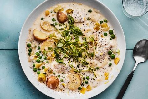 Spring Pea Fish Chowder recipe | Epicurious.com Spring Entrees, Best Halibut Recipes, Kitchen Swagger, Canned Clams, Lent Ideas, Spring Soups, Fish Meal, Fish Chowder, Halibut Recipes