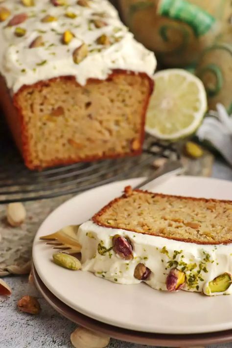 Zucchini Bread Chocolate Chip, Zucchini Bread Chocolate, Healthy Zucchini Bread, Bread Zucchini, Pistachio Bread, Lemon Pistachio, Zucchini Loaf, Zucchini Bread Healthy, Chocolate Chip Zucchini Bread