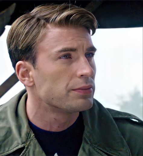 Chris Evans Haircut, Steve Rogers Aesthetic, Steven Grant Rogers, Steven Grant, First Avenger, Christopher Evans, Steve Rogers Captain America, Robert Evans, Fastest Man