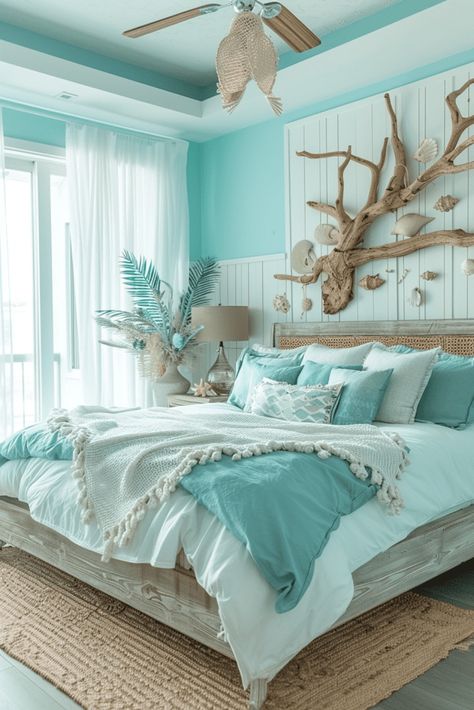 Boho Beach House Surf Shack Bedroom, Blue Room Ideas Bedroom Inspiration, Blue Furniture Bedroom, Light Blue Boho Bedroom, Driftwood Bedroom, Blue Boho Bedroom Ideas, Blue Boho Bedroom, Beach Bedrooms, Boho Coastal Bedroom