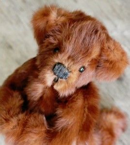 Teddy Bears made from recycled fur coats - Washington MO, saw at Best of MO Market Rabbit Fur Diy, Bear Fur Coat, Fur Pillows, Custom Teddy Bear, Embroider Ideas, Mink Stole, Coat Check, Bear Picnic, Fur Animal