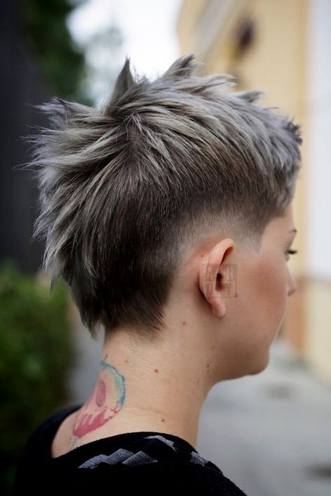 Spiky Mohawk With Low Fade #lowfade #fadehaircut #haircuts #mohawk Fade Haircut Women, Short Hair Mohawk, Punk Haircut, Short Punk Hair, Mohawk Haircut, Low Fade Haircut, Mullet Haircut, Low Fade, Long Hair On Top