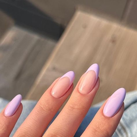 Sarah on Instagram: "pretty pastel lavender⋆.༶˚☁️ shade lilac blossom from @leminimacaron 🫶 #nails #naildesign #nailinspo #frenchnails #pastelnails #purplenails #nailtutorials #summernails" Lavender Nail Extensions, Violet And White Nails, Lavender Nails Simple, Violet Almond Nails, Dusty Lavender Nails, Lila Nails Lavender, Pastel Lilac Nails, Almond Nails Lilac, Violet Nails Lavender