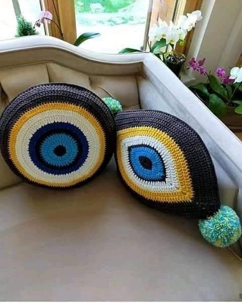 Protection For Home, Evil Eye Art, Crochet Wrap Pattern, Crochet Cushion, Crochet Eyes, Crochet Cushion Cover, Evil Eye Design, Evil Eye Protection, Crochet Cushions