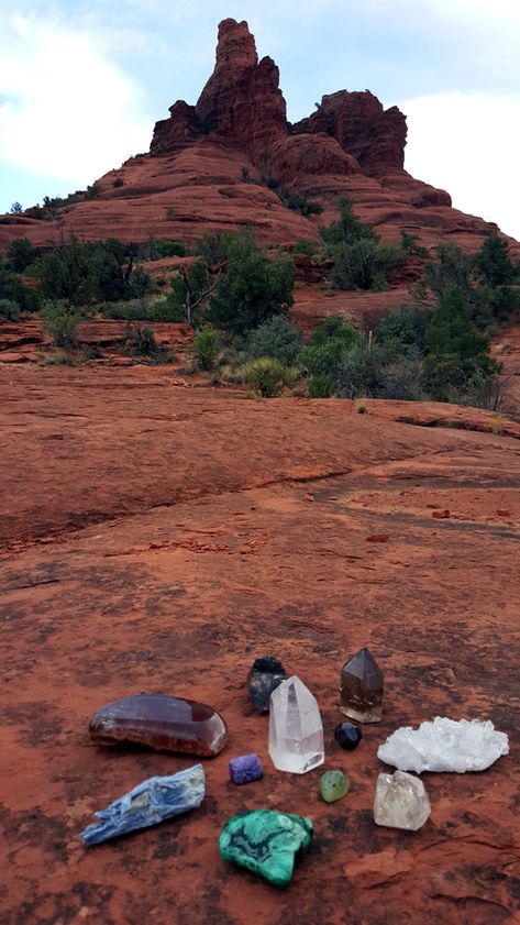 Went to the rock and gem show with my twin sister and dad. We took our new gems up to Bell Rock in Sedona, Arizona to charge them with the vortex energies there! I love Sedona! Sedona Arizona Aesthetic, Writing Tropes, Vortex Energy, Bell Rock Sedona, Sedona Vortex, Clay And Wood, Arizona Aesthetic, Asthetic Pics, Sister Circle