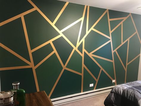 Wall Design With Tape Pattern, Accent Wall Bedroom Paint, Gold Painted Walls, Wall Geometric, Geometric Bedroom, Designs Room, Geometric Wall Paint, Wall Paint Patterns, Drawing Designs