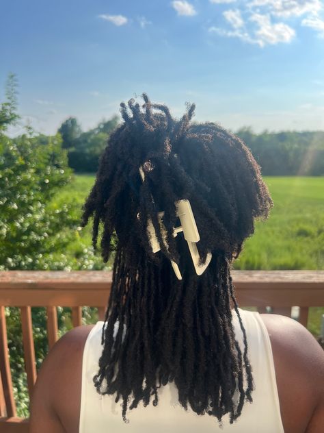 What’s summer without a claw clip look?✨🧚🏾‍♂️ Loc Inspiration, Clip Hairstyles, Natural Hairstyles, Claw Clip, Locs, Hair Makeup, Natural Hair Styles, Hairstyles, Hair Styles