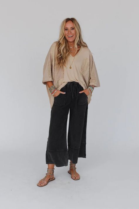 Bohemian Fashion for Women | Shop Affordable Women's Bohemian Style Clothing | Three Bird Nest Boho Style Curvy, How To Wear Palazzo Pants, How To Style Flowy Pants, Linen Clothing For Women, Black Flowy Pants Outfit, Bohemian Outfits Women, Boho Pants Outfit, Boho Mom Style, Bohemian Clothing For Women