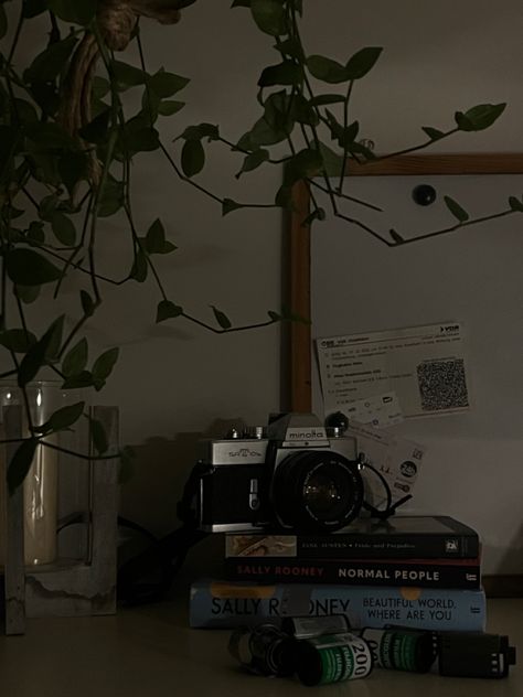 Books And Camera Aesthetic, Aesthetic Photography Camera, Photography Athstetic, Object Aesthetic Photography, Creative Photography Ideas At Home Objects, Director Of Photography Aesthetic, Film Student Aesthetic Room, Dark Camera Aesthetic, Photography Student Aesthetic