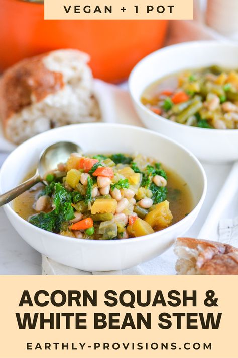 Vegan Acorn Squash Recipes, Vegan Bean Recipes, Vegan Main Course, Vegan Casserole, Acorn Squash Recipes, Bean Stew, Vegan Beans, Vegan Soup Recipes, Chickpea Recipes