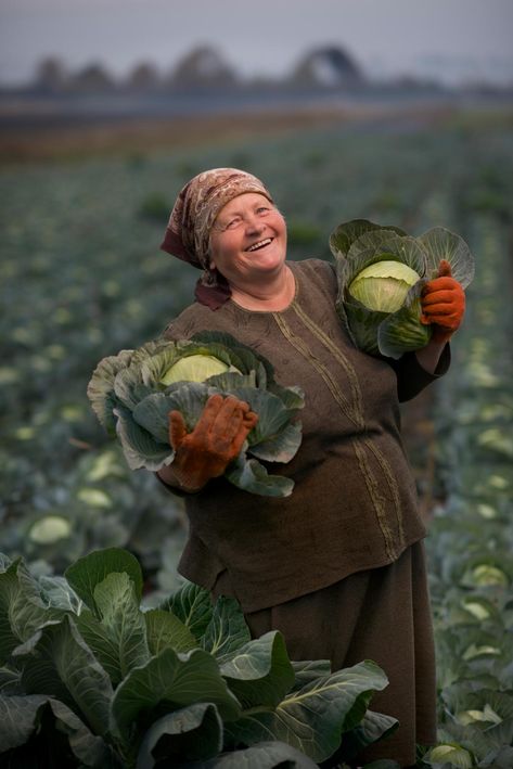 Agriculture Pictures, Agriculture Photography, Cute Grandma, Third World Countries, Farm Boys, Farm Photo, Third World, Lviv, Right Time