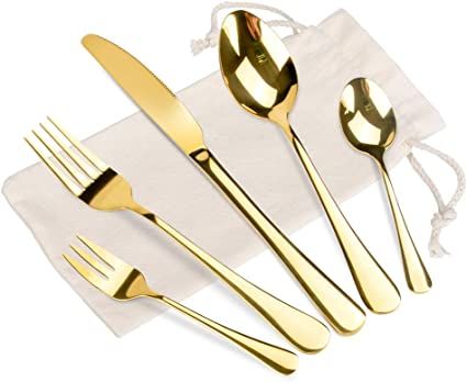 Simple and elegant design: the design of the cutlery gold is elegant and simple, without any unnecessary annoying decoration. The improved highly polished technique makes it always shiny. The soft curve handle, smooth edge and weight ensure a comfortable dining experience for everyday use. Golden Cutlery, Gold Cutlery Set, Gold Cutlery, Kitchen Must Haves, Stainless Steel Cutlery, Spoon Fork, 4 People, Flatware Set, Cutlery Set