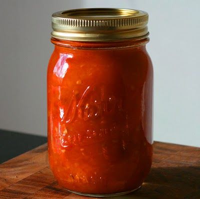 Blue Ribbon Recipes ~ Country Chili Sauce ~ Faithfulness Farm Chili Spaghetti Recipe, Chili Canning Recipe, Canning Chili, Homemade Chili Sauce, Tomatoes Sauce, Chili Pasta, Blue Ribbon Recipes, Crockpot Pasta, Canning Recipe