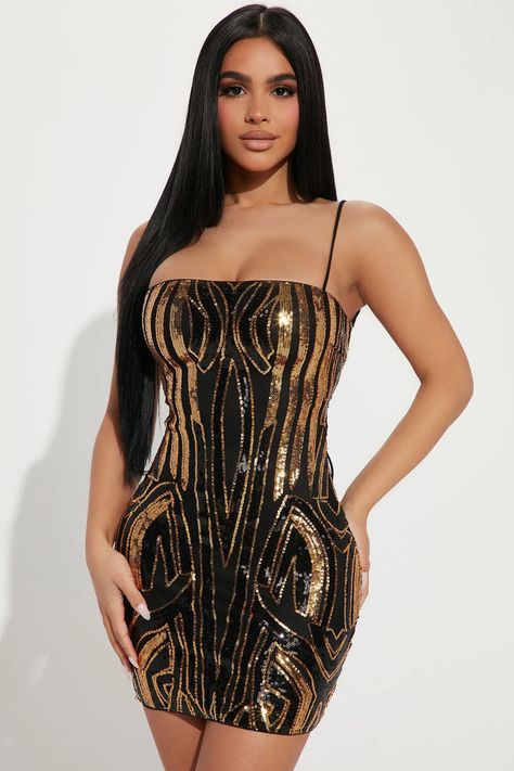 2023 Bachelorette, Gold Black Dress, Amaya Colon, Metallic Bodysuit, Sparkle Mini Dress, Gold And Black Dress, Metallic Mini Dresses, Sweet Hearts, Country Dresses