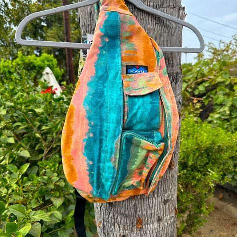 Kavu rope bag Kavu Bag Outfit, Kavu Bag, Kavu Rope Bag, Bag Outfit, Rope Bag, Cloth Bags, Blue Orange, Crossbody Bags, Tie Dye