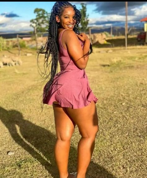 Home / X Beautiful Black Queen, Curvy Girl Outfits, Black Queen, African Women, Black Is Beautiful, Beautiful Black Women, Beauty Women, Girl Outfits, Queen