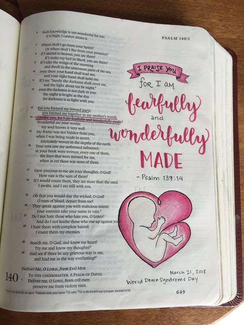 Psalm 139:14, I am fearfully and wonderfully made. Pitt artist pens, Prismacolor pencils Notes Bible, Bible Journaling Printables, Bible Journaling For Beginners, Pitt Artist Pens, Bible Verse Background, Journal Notes, Bible Doodling, Bible Journal Notes, Fearfully And Wonderfully Made