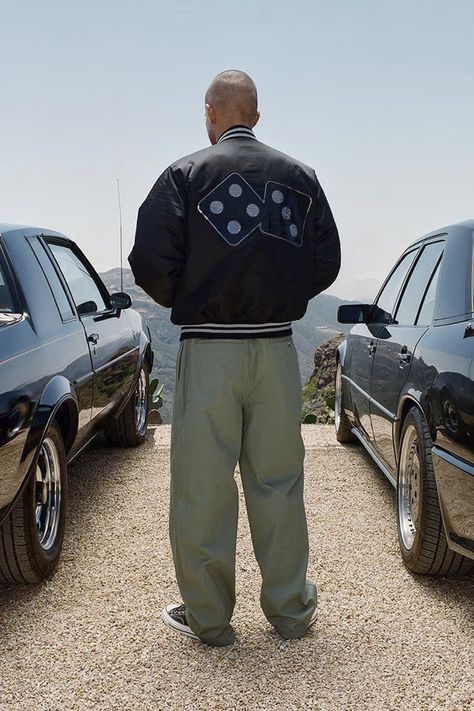 Stüssy Fall Winter 2023 Collection Lookbook Release Date | Hypebeast Stussy 8 Ball Fleece Outfit, Stussy Editorial, Stussy Fleece Jacket, Stussy 8ball Fleece Outfit, Stussy 8 Ball Fleece, Photoshoot Video, Workwear Jacket, Cream Sweater, Cargo Pant