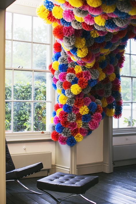 House of Peroni Pom Pom Wall, Childrens Party, Artsy Fartsy, Event Decor, Party Time, Projects To Try, Wedding Decorations, Balloons, Party Decorations