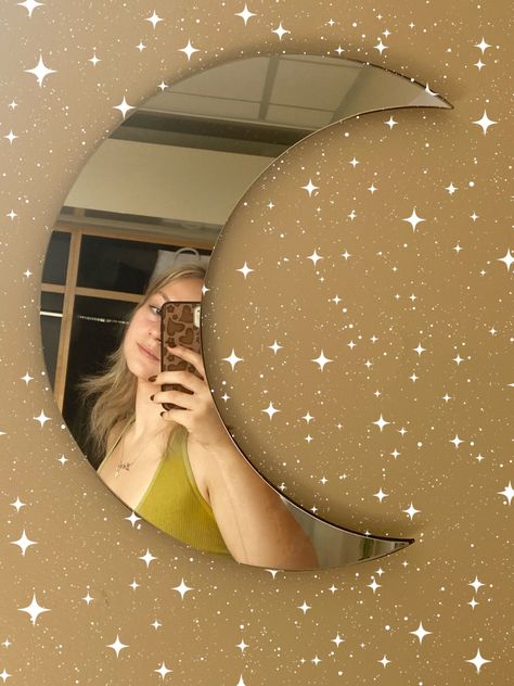 urban outfitters // mirror picture // moon shaped mirror Moon Shaped Mirror, Urban Outfitters Mirror, Moon Mirrors, Star Mirror, Moon Mirror, Clawdeen Wolf, Mirror Picture, Shaped Mirror, White Moon