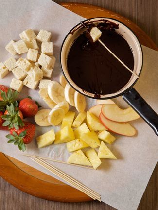 Dark Chocolate Kahlúa Fondue Recipe | SAVEUR Chocolate Fondue Recipe, Fondue Night, Fondue Party, Fondue Recipes, Food Contest, French Dishes, Fondue Set, Baked Chips, Chocolate Baking