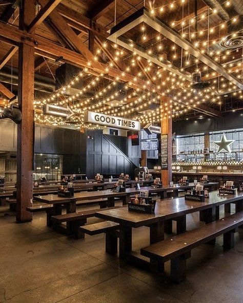 Western Style Restaurant, Industrial Brewery Design, Rustic Brewery Interior Design, Rustic Restaurant Decor, Open Restaurant Design Ideas, Bbq Restaurant Interior, Open Restaurant Design, Steakhouse Interior, Brewery Interior Design