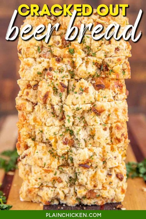 Cracked Out Beer Bread Recipe - yeast-free bread loaded with cheddar, bacon, and ranch. Super easy to make and even easier to eat!! All-purpose flour, baking powder, salt, beer, butter, cheddar cheese, chopped bacon, and ranch seasoning. Ready to eat in under an hour. Goes great with soup, chili, casseroles, and more! Beer Cheese Bread Recipe, Beer Butter, Beer Cheese Bread, Beer Bread Easy, Cracked Out, Yeast Free Breads, Beer Bread Recipe, Bread Sauce, Soup Chili