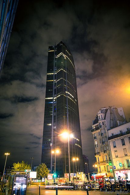 Montparnasse Paris, Paris Architecture, Paris Luxury, Parisian Life, Paris Tours, Amazing Buildings, Paris Love, Paris Photography, Luxury Rentals