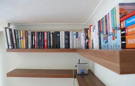 20 Small House Hacks To Maximize Your Space Small House Hacks, Corner Shelf Ideas, Guest Bedroom Remodel, Ceiling Shelves, Small Bedroom Remodel, Floating Corner Shelves, Floating Bookshelves, Ikea Lack, Stair Remodel